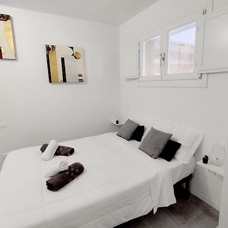 Appartamento Sky Loft Airport - Modern Apt 1St Floor Bologna Esterno foto