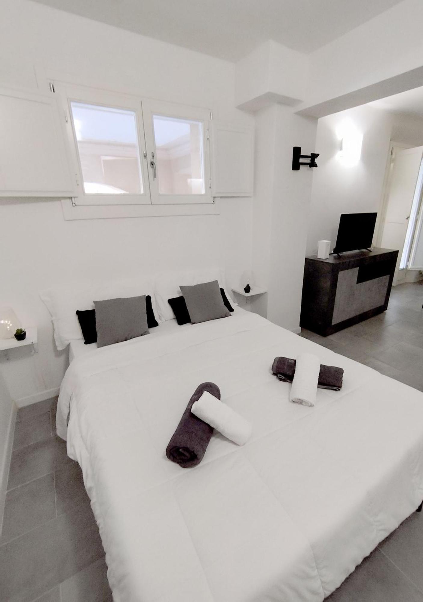Appartamento Sky Loft Airport - Modern Apt 1St Floor Bologna Esterno foto