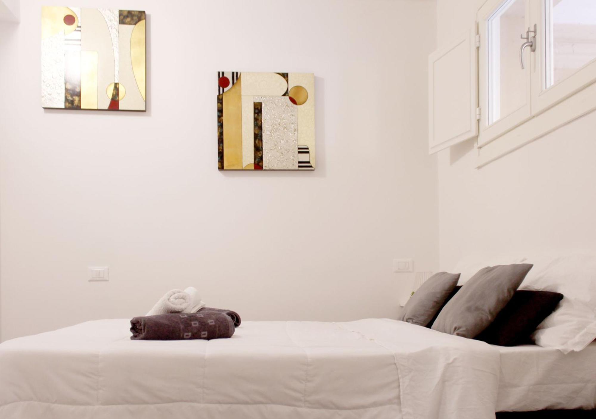 Appartamento Sky Loft Airport - Modern Apt 1St Floor Bologna Esterno foto